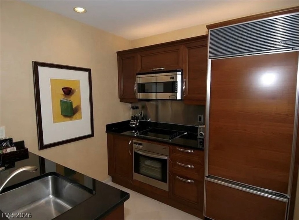 145 E Harmon Avenue - Photo 6