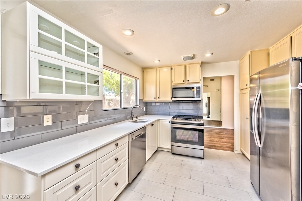 7686 Selby Court - Photo 7