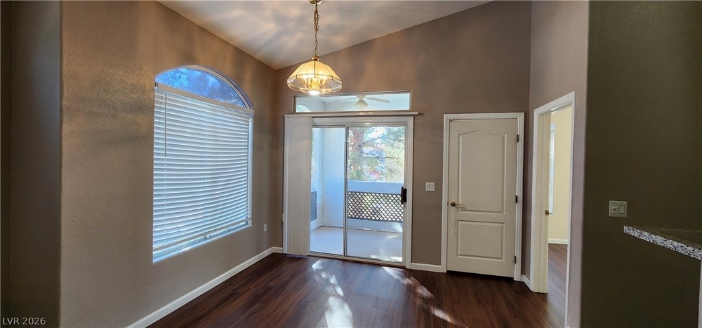 700 Carnegie Street - Photo 2