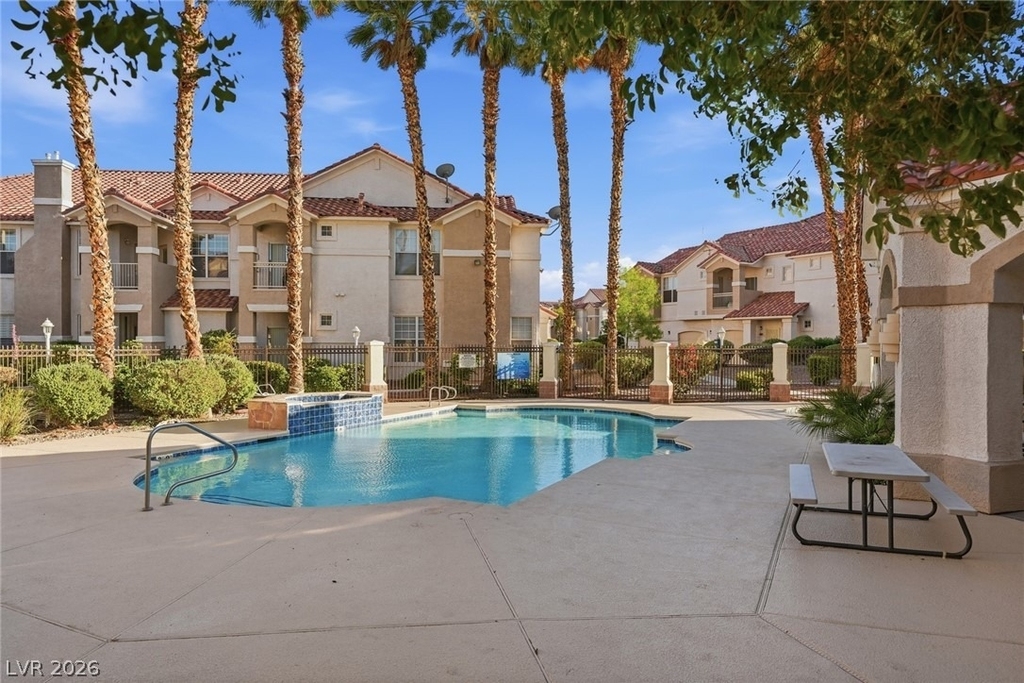 8555 W Russell Road - Photo 22
