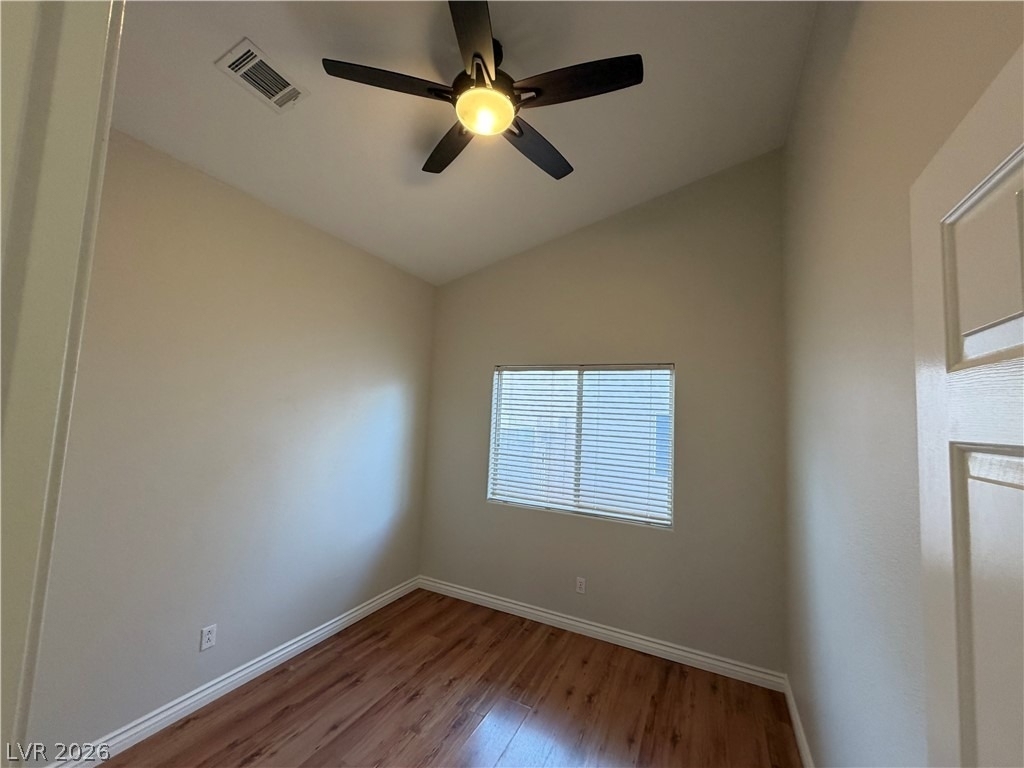 7616 Gosport Avenue - Photo 12