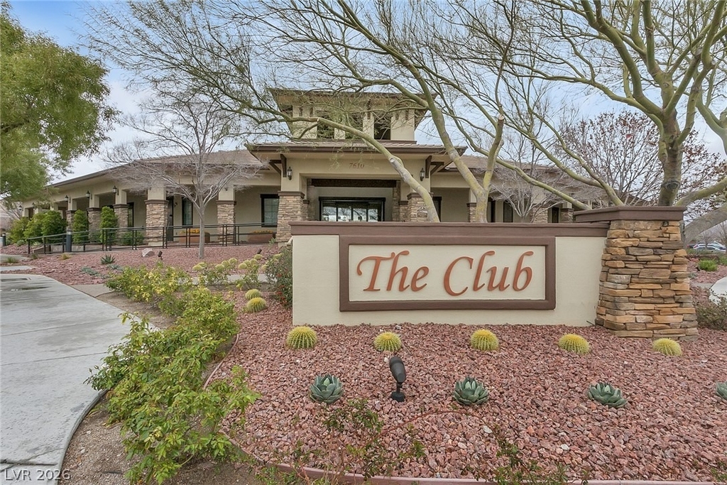 7939 Torreys Peak Street - Photo 39
