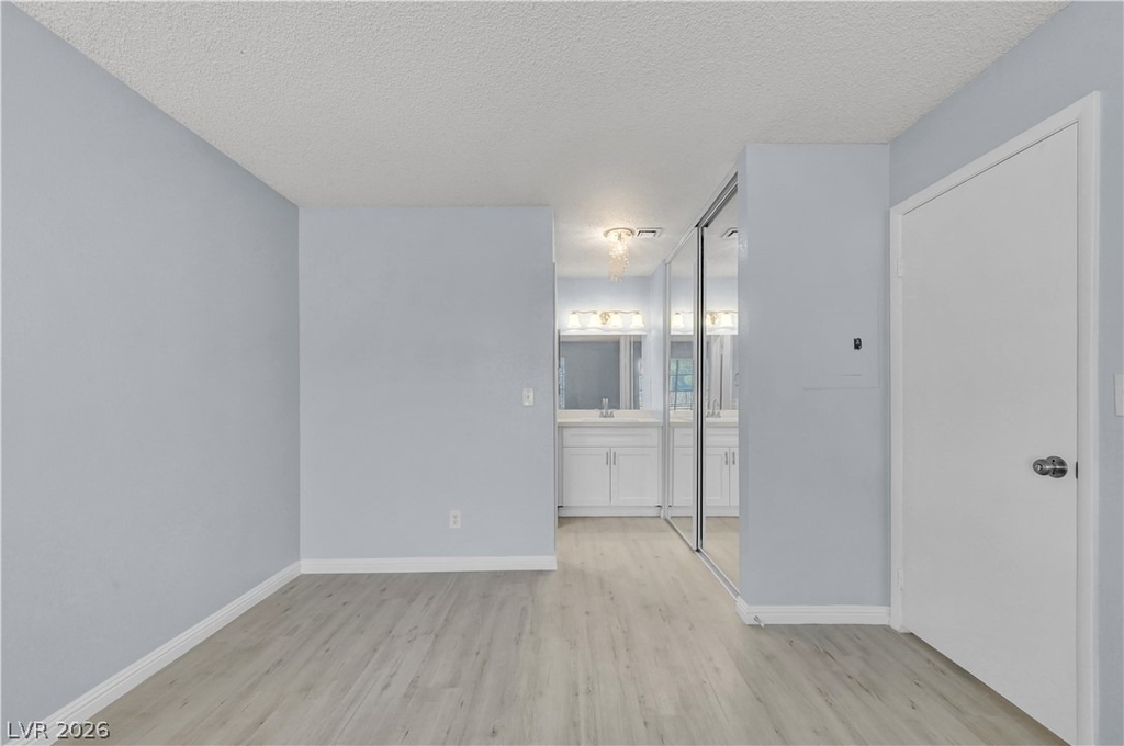 4730 Nara Vista Way - Photo 11