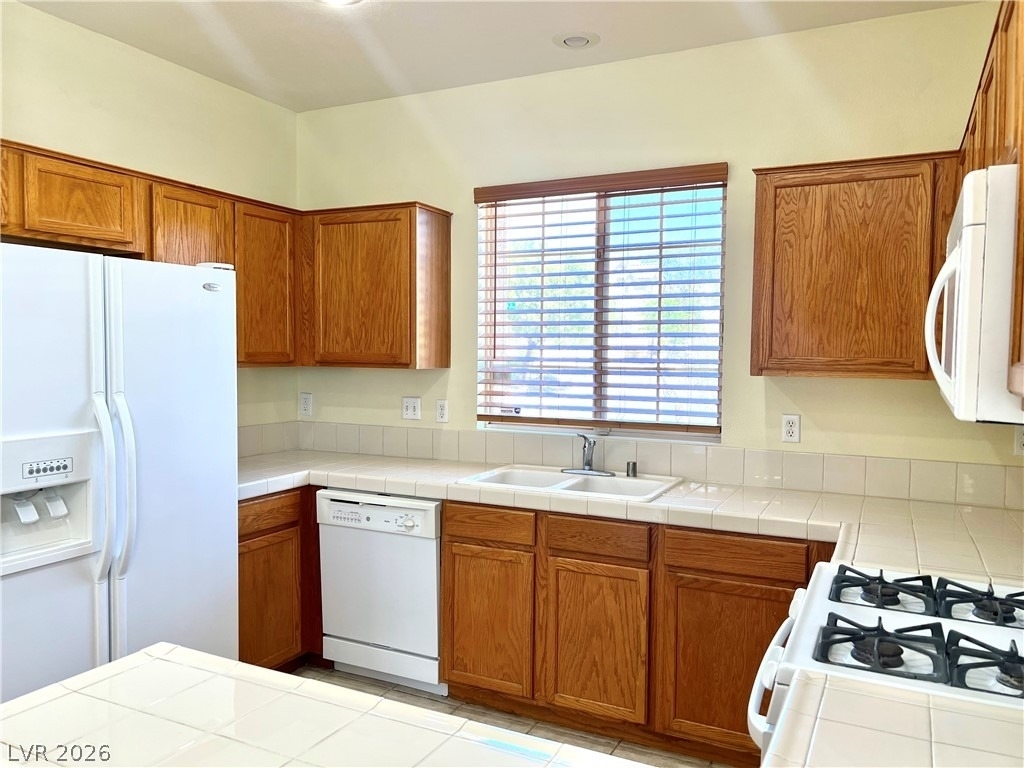 10729 Pipers Cove Lane - Photo 2