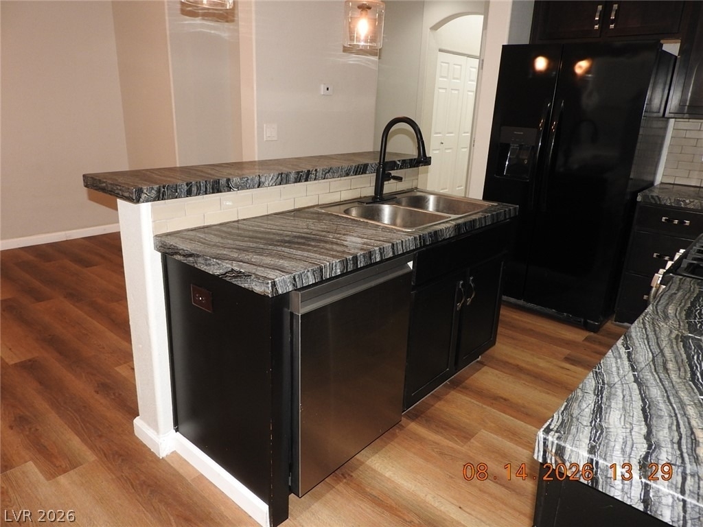8416 Viansa Loma Avenue - Photo 7