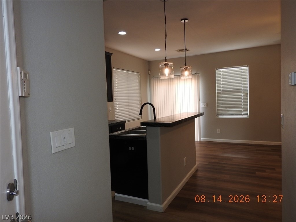 8416 Viansa Loma Avenue - Photo 5
