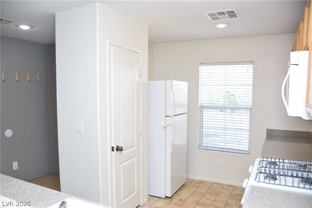 8815 First Lady Avenue - Photo 9