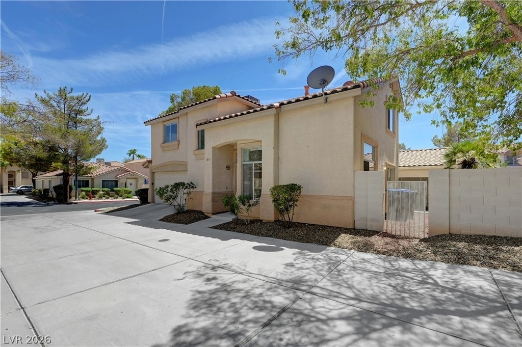 193 Chadwell Court - Photo 1