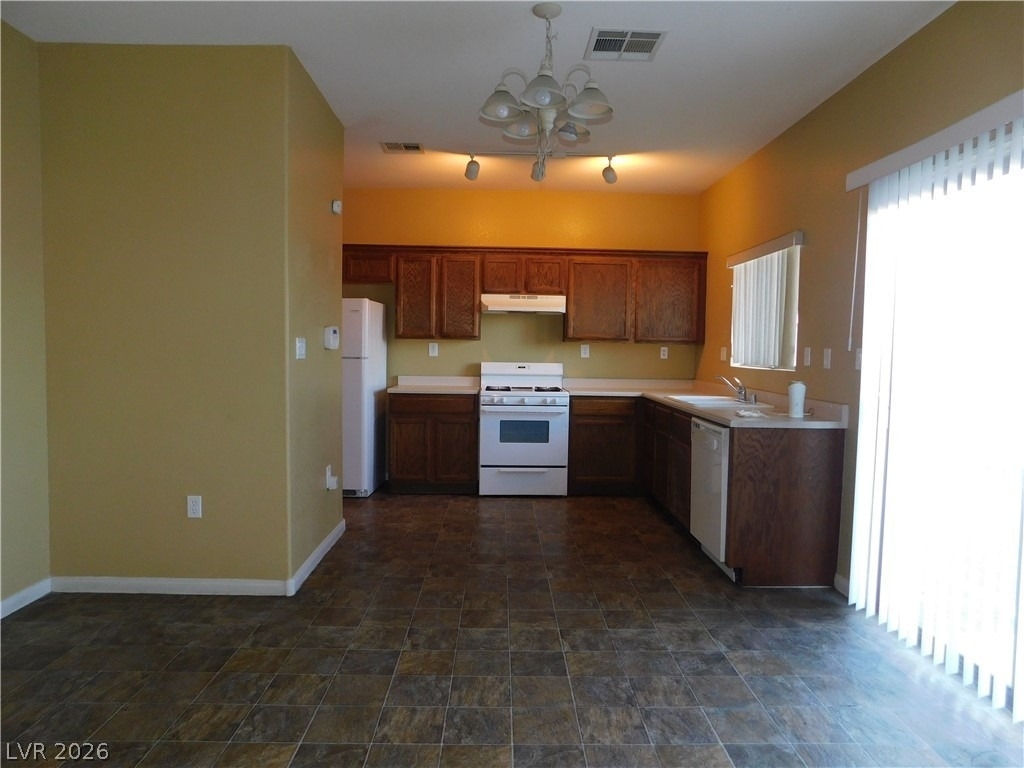 5260 Birdstone Court - Photo 4