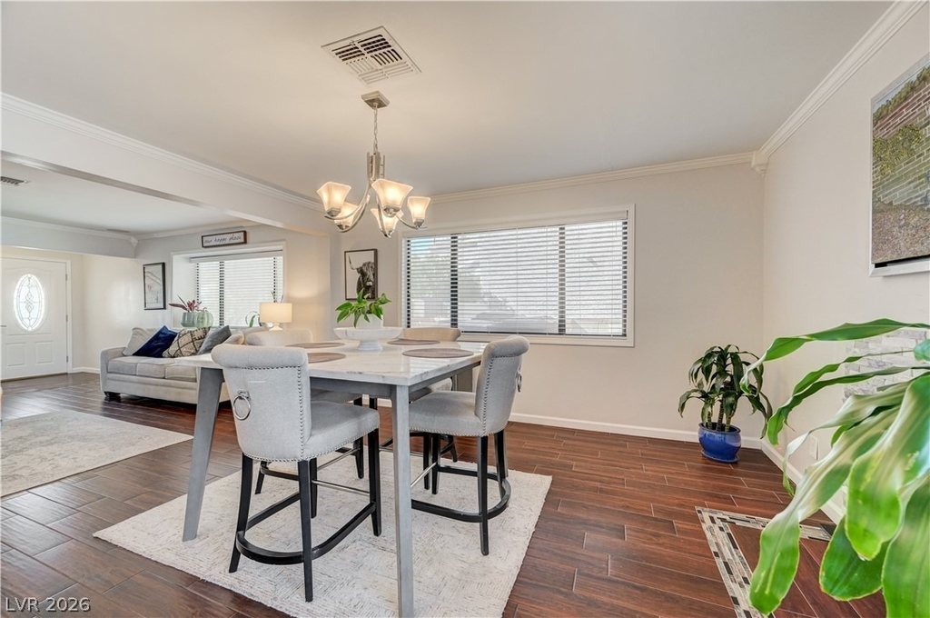 2064 Waverly Circle - Photo 19
