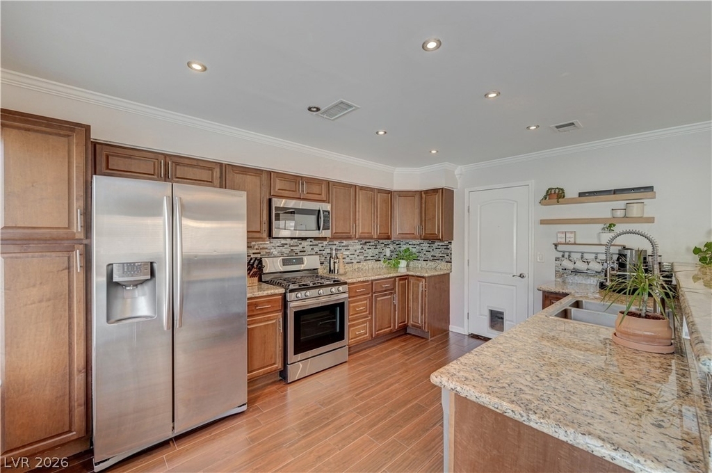 2064 Waverly Circle - Photo 15