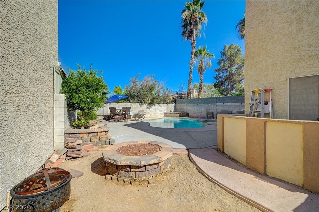 2064 Waverly Circle - Photo 51