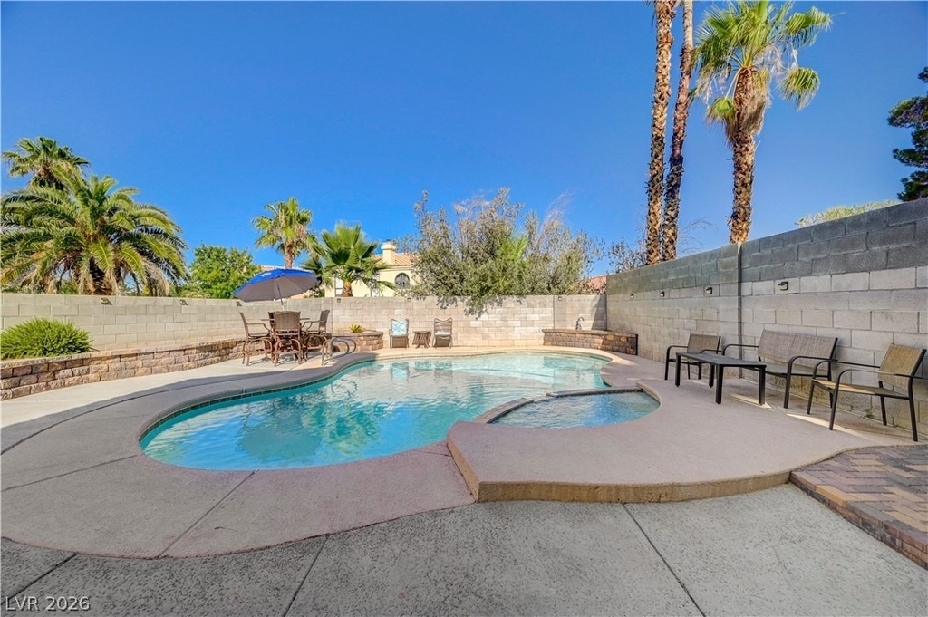 2064 Waverly Circle - Photo 42