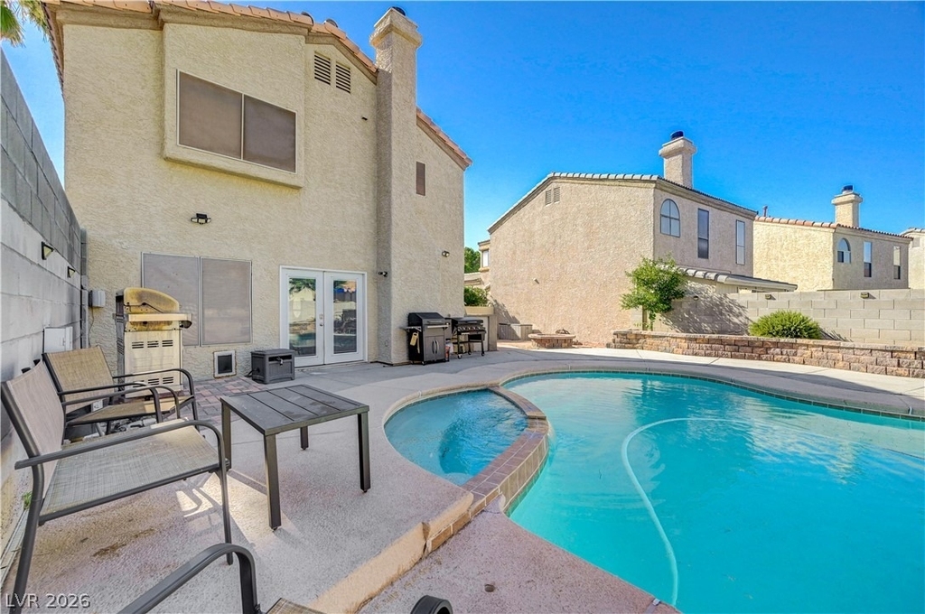 2064 Waverly Circle - Photo 49