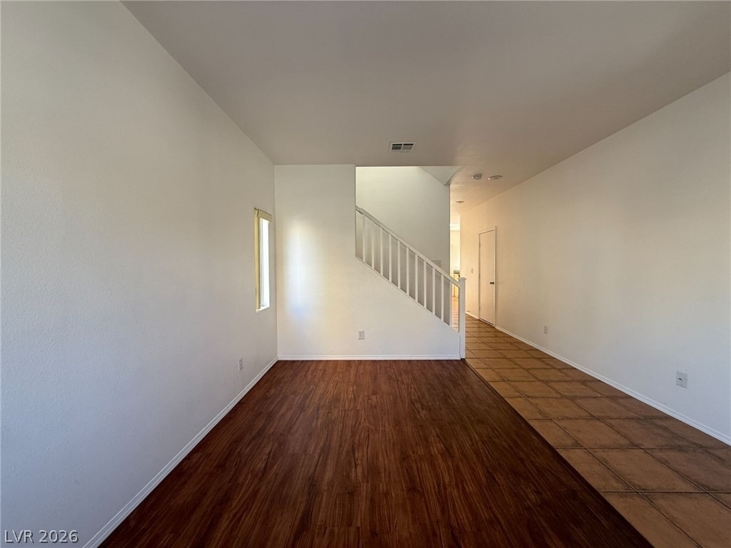 10541 Kivas Court - Photo 4