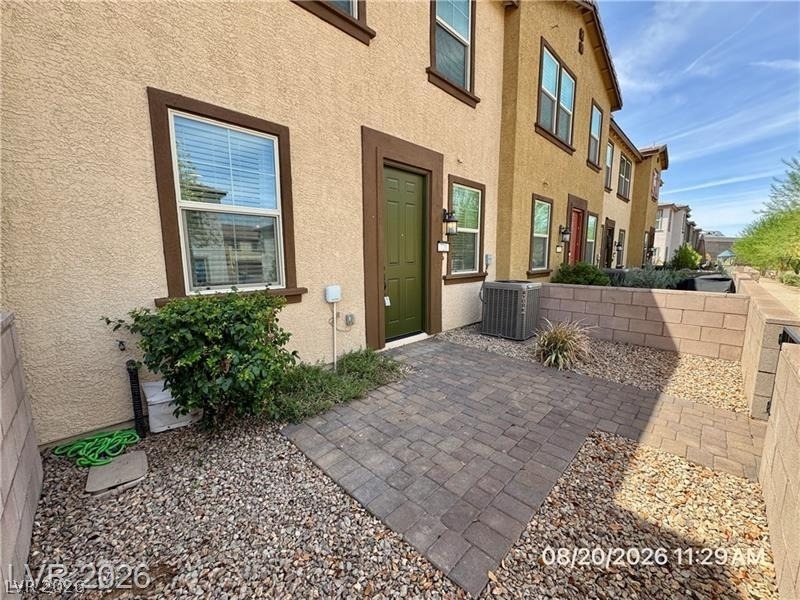 720 Sleeping City Avenue - Photo 25