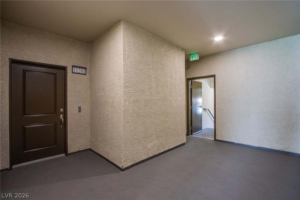 2555 Hampton Road - Photo 3