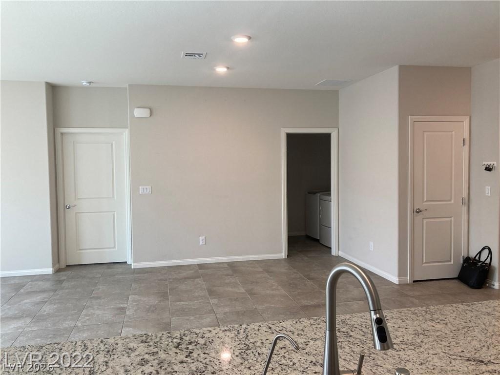 7914 Pearly Court - Photo 8