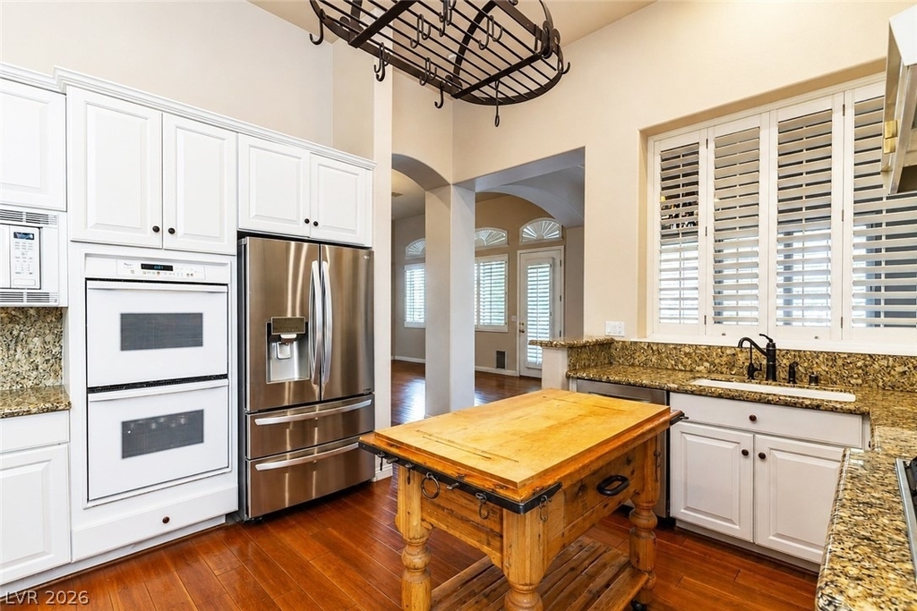 2215 Scarlet Rose Drive - Photo 19