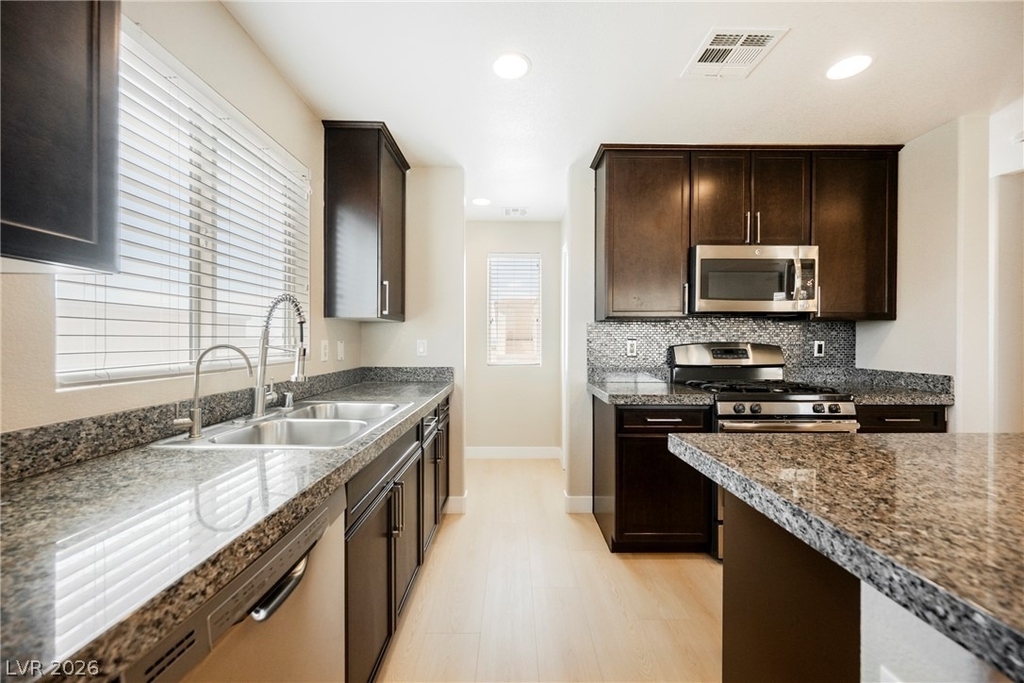 10721 Crosley Field Avenue - Photo 8