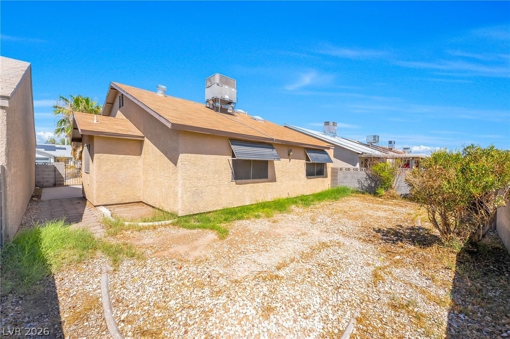 4656 Bumblebee Circle - Photo 15