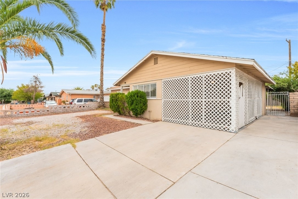 4301 Nolan Lane - Photo 3