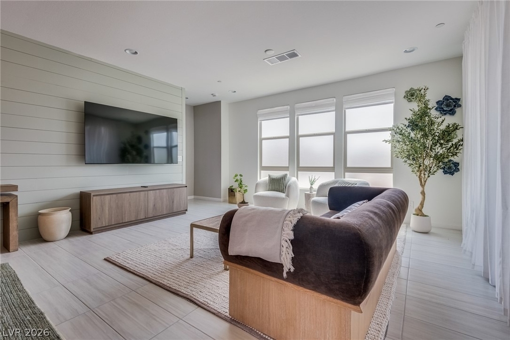 11552 Fleet Wing Avenue - Photo 2