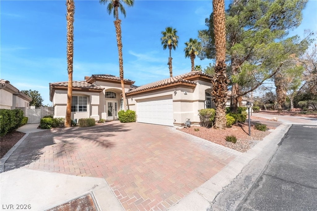 485 Indigo Springs Street - Photo 3