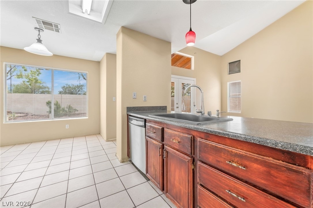 8101 Exploration Avenue - Photo 9