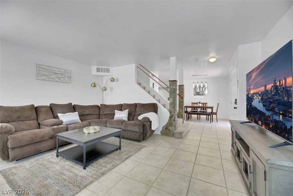 7989 Lisa Dawn Avenue - Photo 0