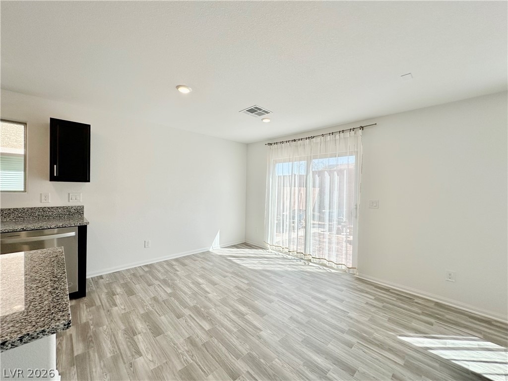 7623 Royal Halo Avenue - Photo 9