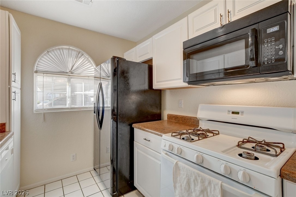6812 Elm Creek Drive - Photo 14