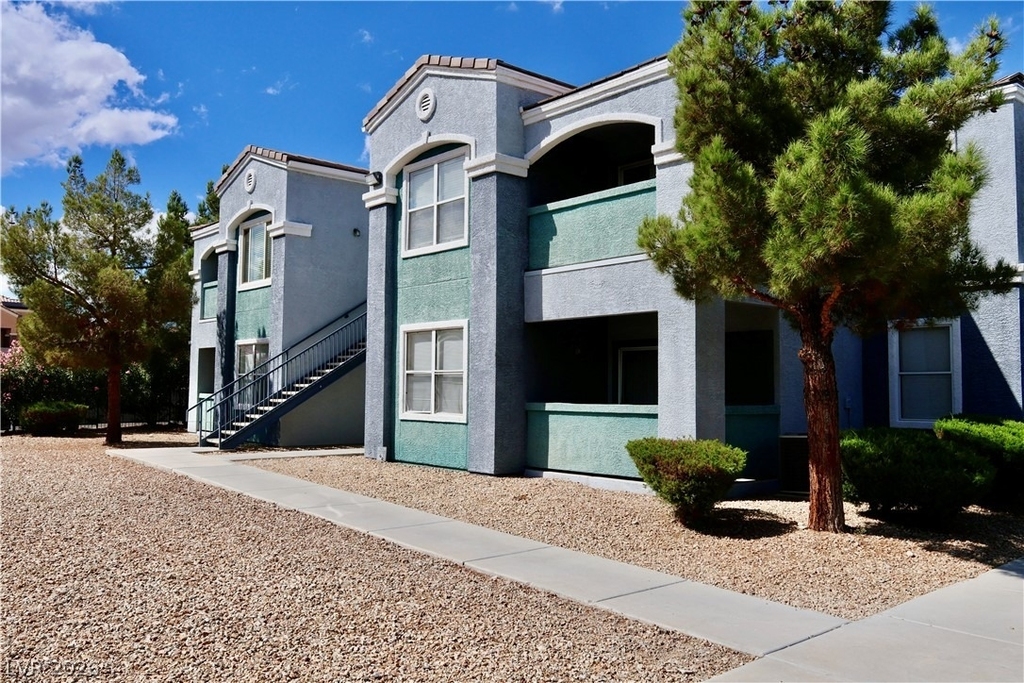6955 N Durango Drive - Photo 1