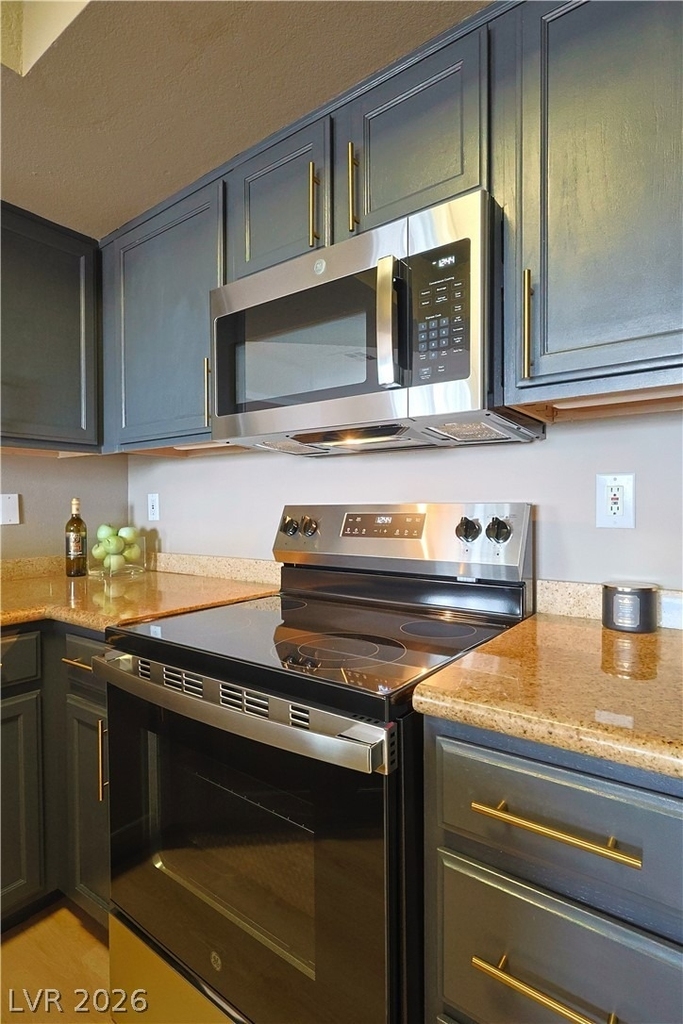 8600 W Charleston Boulevard - Photo 9