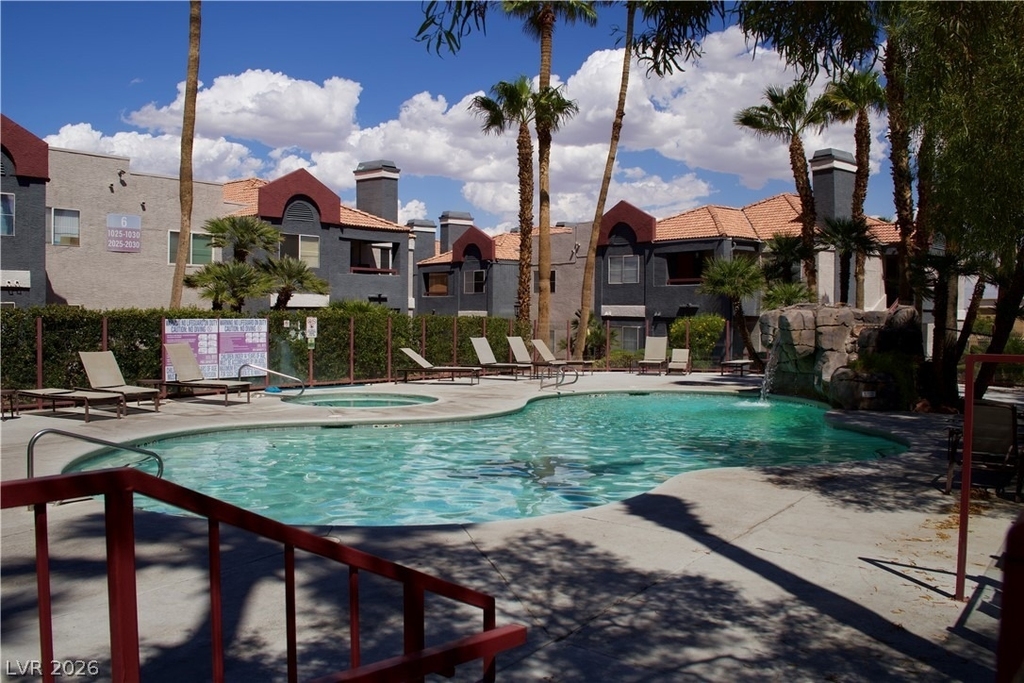 8600 W Charleston Boulevard - Photo 18