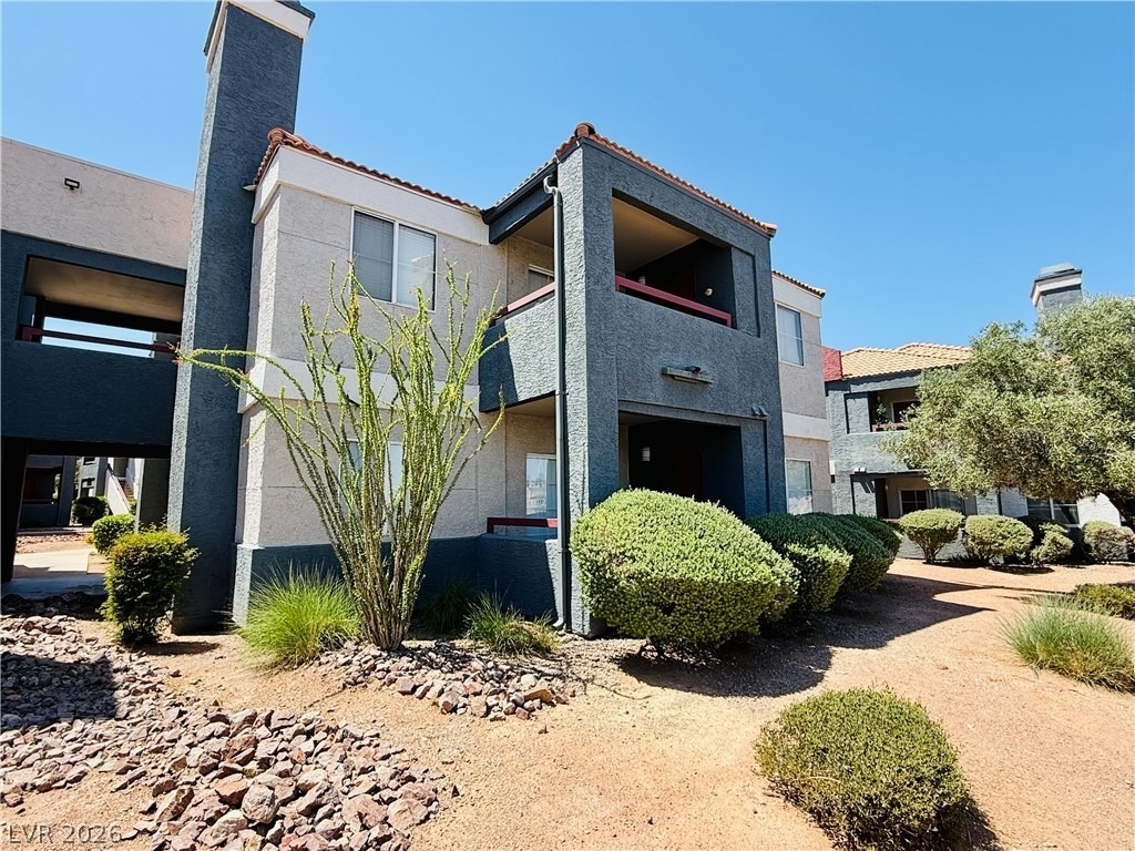 8600 W Charleston Boulevard - Photo 2