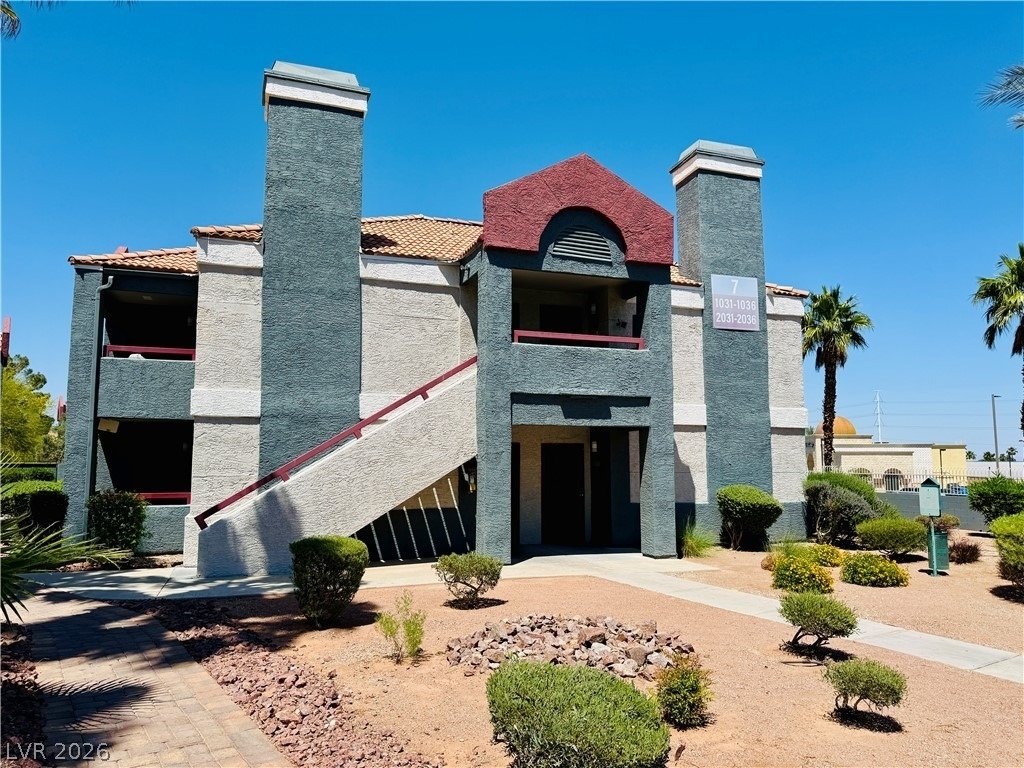 8600 W Charleston Boulevard - Photo 0