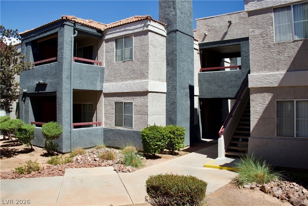 8600 W Charleston Boulevard - Photo 0