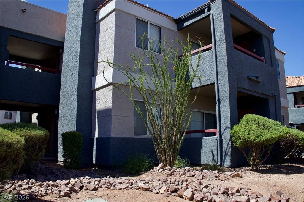 8600 W Charleston Boulevard - Photo 1