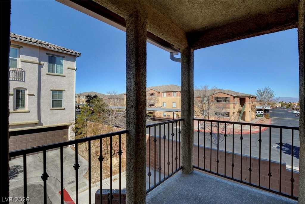 10254 Ladybug Bend Street - Photo 33