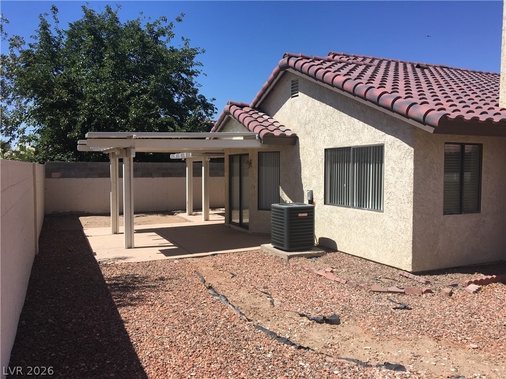 3966 Avocado Drive - Photo 3