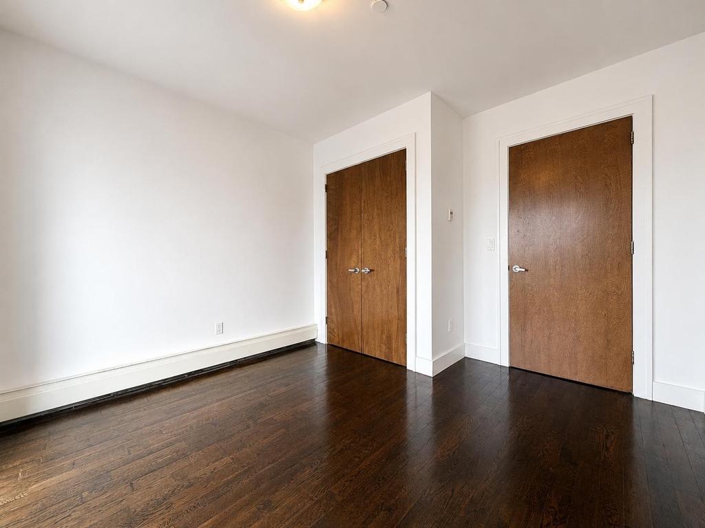 143 Skillman Avenue - Photo 5