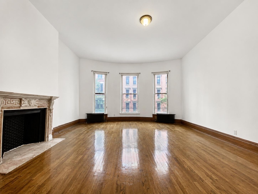 302 West 107th Street - Photo 4