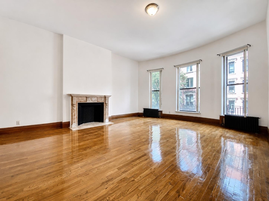 302 West 107th Street - Photo 5