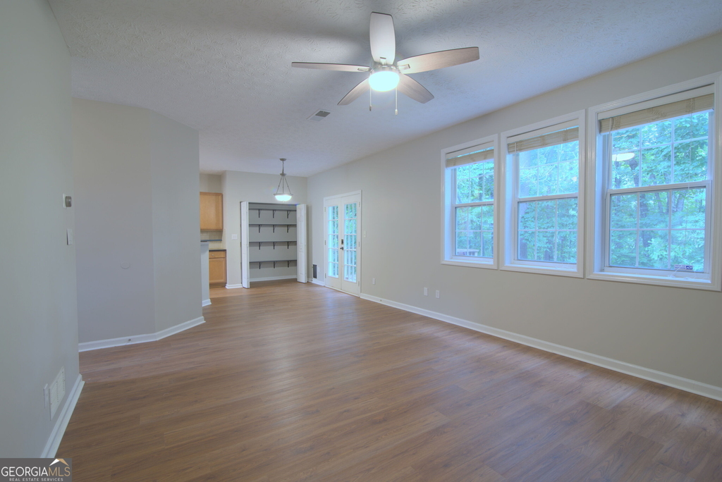 2013 Ridgestone Landing Sw - Photo 2