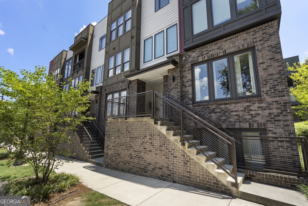 371 Pratt Drive Se - Photo 0