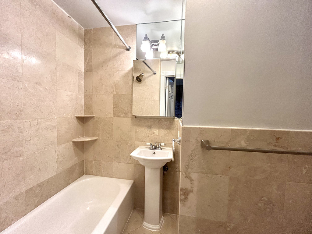 East 5th Street - Photo 5