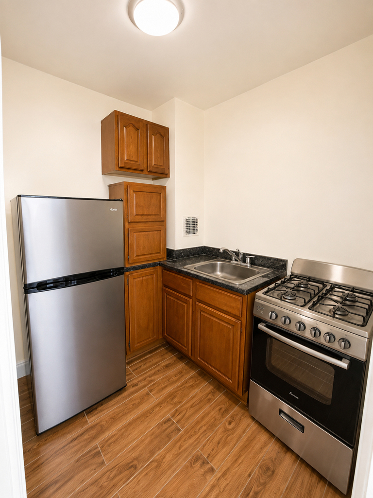 270 Clarkson Avenue - Photo 3