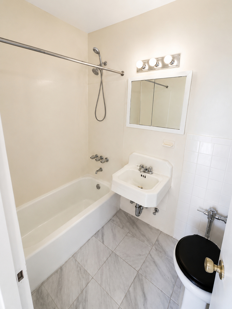 270 Clarkson Avenue - Photo 4