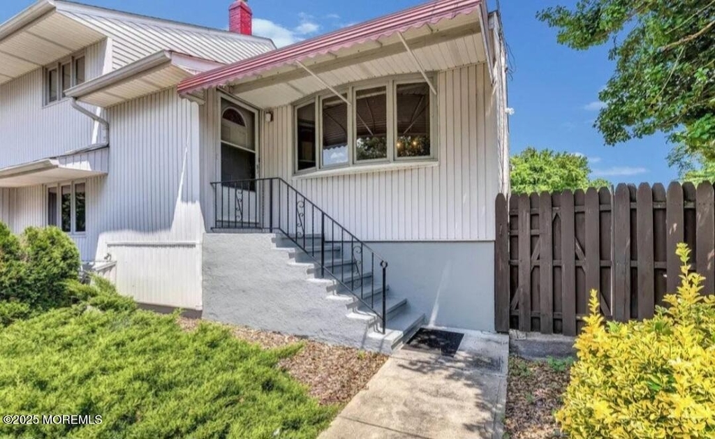 4 Coral Way - Photo 3